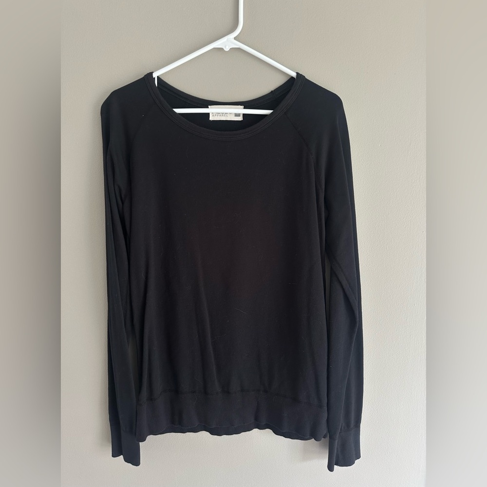 PIECE Black Long-Sleeve Women's Crewneck Top -